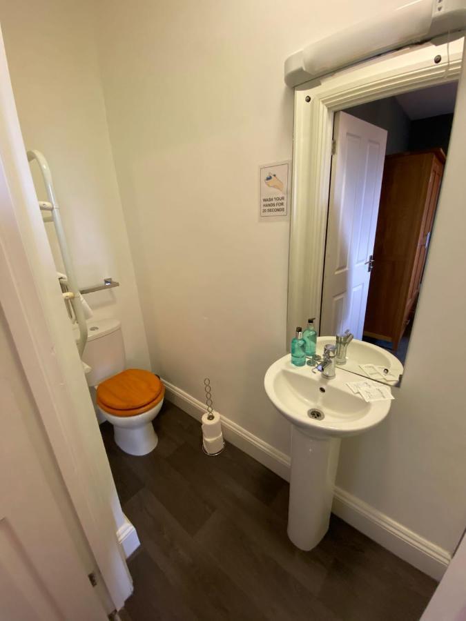 Ambleside Central Bagian luar foto